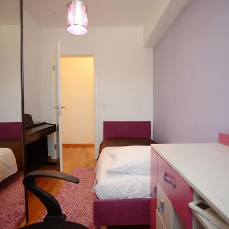 Apartman Base Bridge