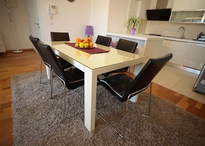 Apartman Base Bridge