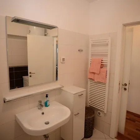 Apartman Base Bridge - Centre - Free Parking Zára